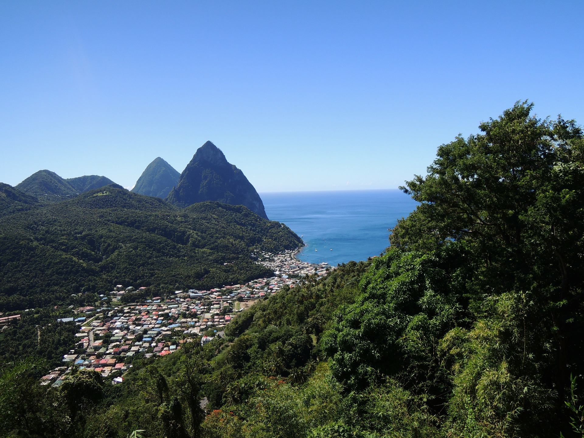 Travel blog: Indulge in Sumptuous Views and Tumbling Foliage at Bel Jou St Lucia