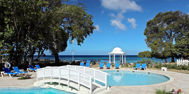 Travel blog: Family-Friendly Memories at Almond Beach Resort