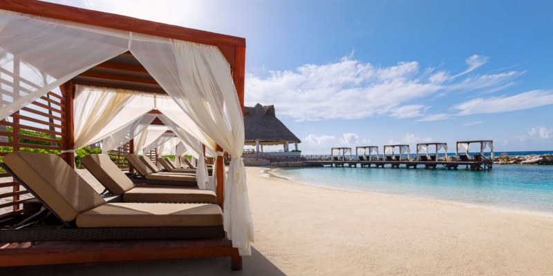 Travel blog: Make Your 2018 Holiday One to Remember at Hard Rock Hotel Riviera Maya