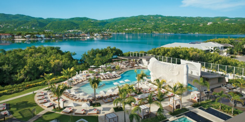 Travel blog: Indulge in Adults-Only Luxury at Breathless Montego Bay Resort & Spa