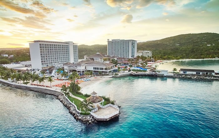 Travel blog: Dive in to All-Inclusive Family Fun at Moon Palace Cancun & Moon Palace Jamaica